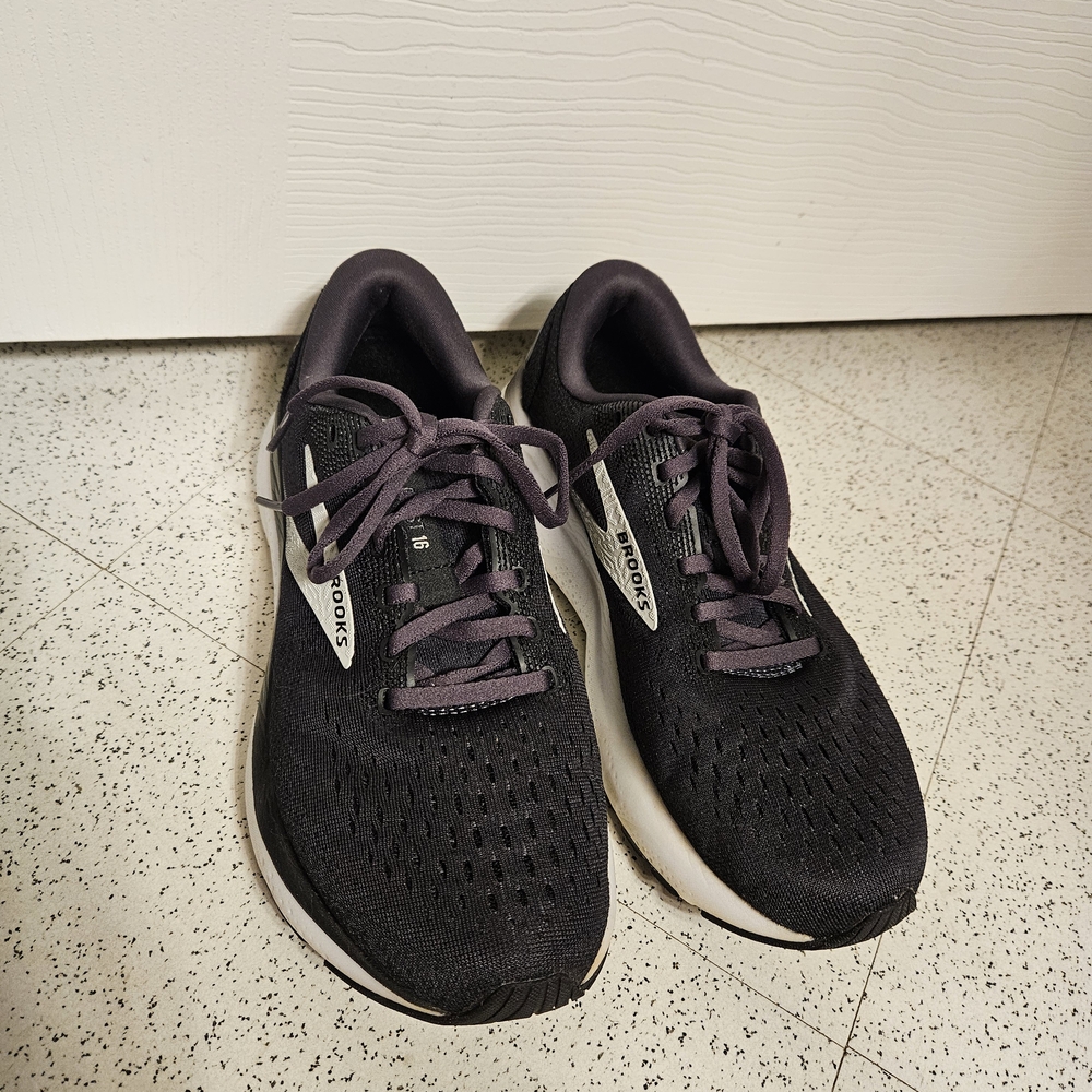 Brooks Black and White Ghost 16 Athletic Shoes